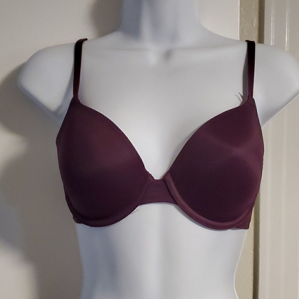 Victoria's secret pink wear everywhere lightly lined t-Shirt bra 32D